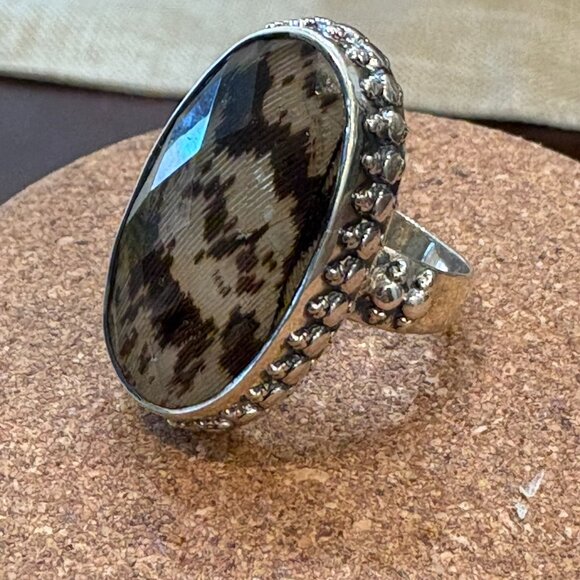 Amy Kahn Russell Feather Design Ring Beneath Faceted Quartz Ring - Picture 7 of 10